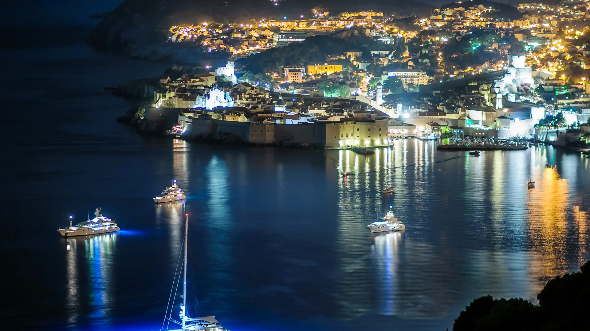 Acoustic City Dubrovnik image of old town